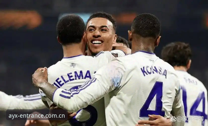 欧联杯决赛3-0完胜 vs 三十年冠军荒终结：维拉与埃梅里的双赢时刻
